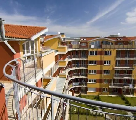 Διαμέρισμα Magnolia Apartman *